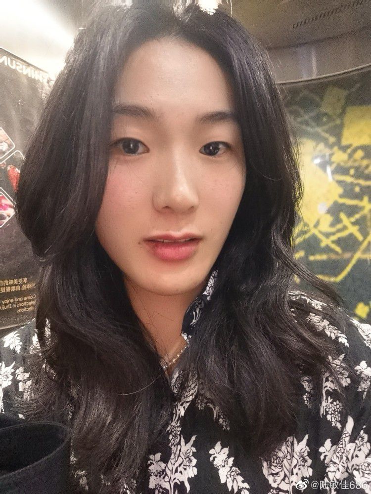 　　　　7、黑娃的小我魅力也衰减了　　　　黑娃这个脚色，在原著中实际上是最复杂的一个，横跨正邪，失路知返，身上有人道的辉煌，原始的愿望，广漠的善恶，和命运的无奈。